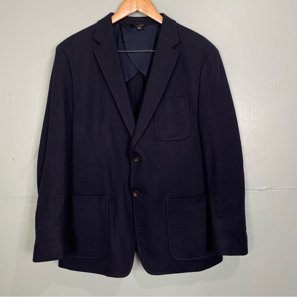 Banana Republic Slim Fit Mario Bellucci Size 44R Navy Wool